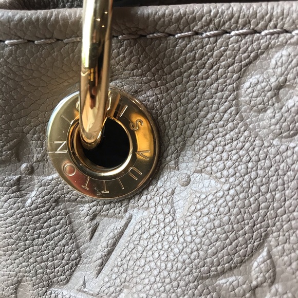 ✨HOST PICK✨Louis Vuitton Artsy MM - Picture 4 of 15